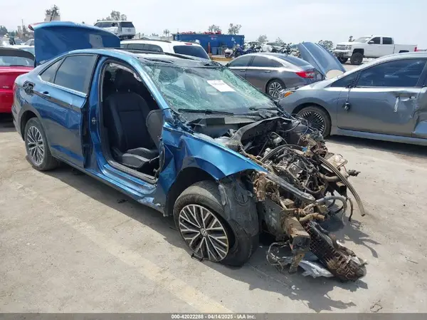 3VWC57BU5KM057217 2019 VOLKSWAGEN JETTA - Image 1