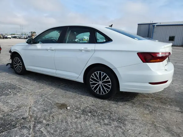 3VWC57BU5KM060019 2019 VOLKSWAGEN JETTA - Image 2