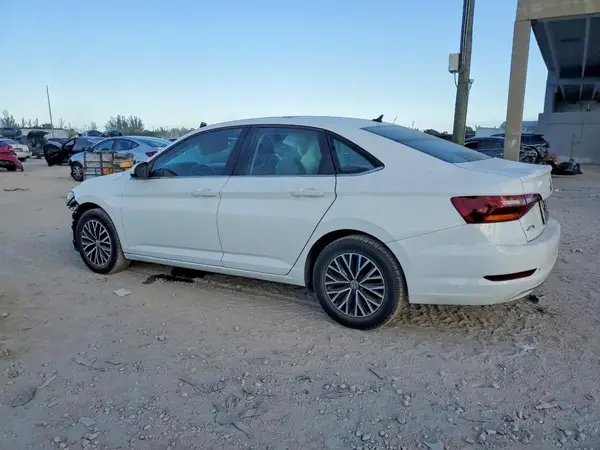 3VWC57BU5KM063907 2019 VOLKSWAGEN JETTA - Image 2