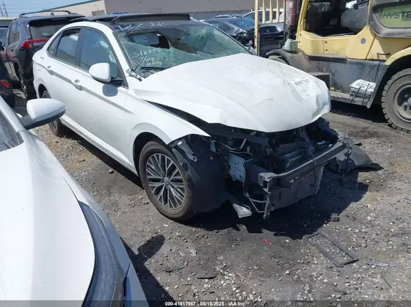 3VWC57BU5KM064216 2019 VOLKSWAGEN JETTA - Image 1