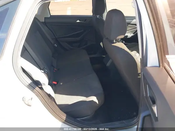 3VWC57BU5KM069769 2019 VOLKSWAGEN JETTA - Image 8