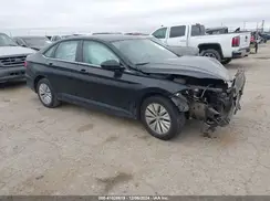 3VWC57BU5KM085826 2019 VOLKSWAGEN JETTA