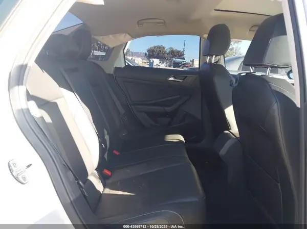 3VWC57BU5KM112782 2019 VOLKSWAGEN JETTA - Image 8