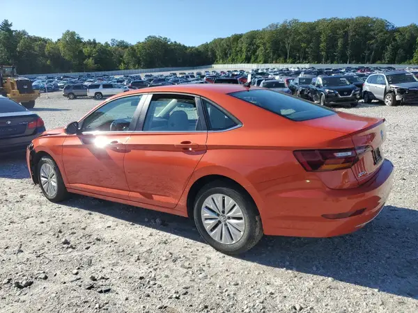 3VWC57BU5KM113642 2019 VOLKSWAGEN JETTA - Image 2