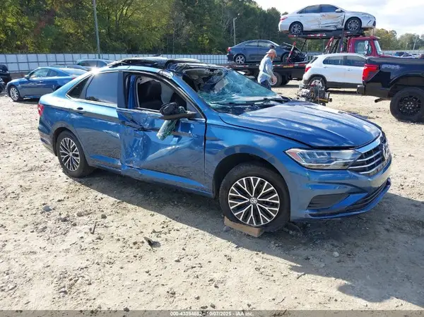 3VWC57BU5KM121806 2019 VOLKSWAGEN JETTA - Image 1