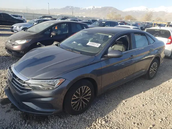 3VWC57BU5KM133910 2019 VOLKSWAGEN JETTA - Image 1