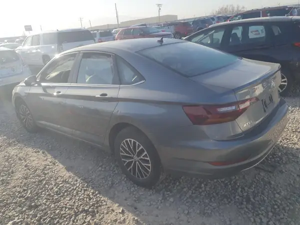 3VWC57BU5KM133910 2019 VOLKSWAGEN JETTA - Image 2