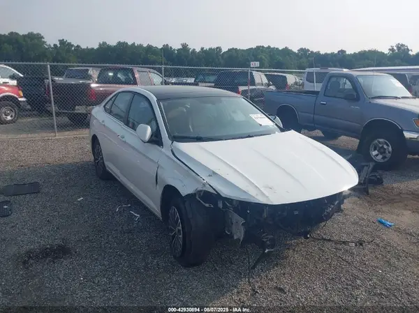 3VWC57BU5KM138444 2019 VOLKSWAGEN JETTA - Image 1