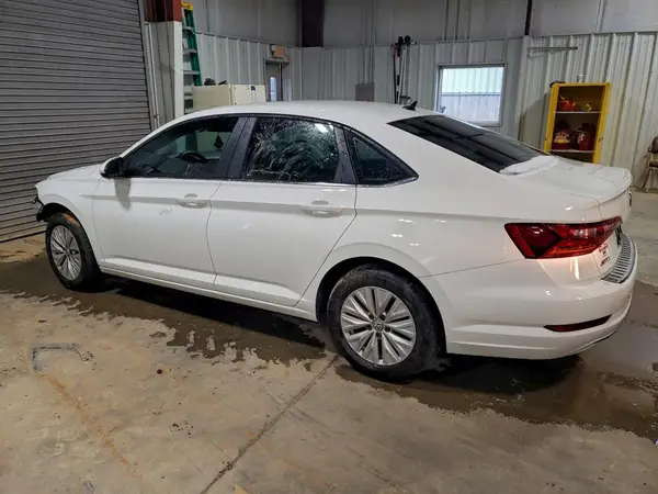 3VWC57BU5KM153963 2019 VOLKSWAGEN JETTA - Image 2