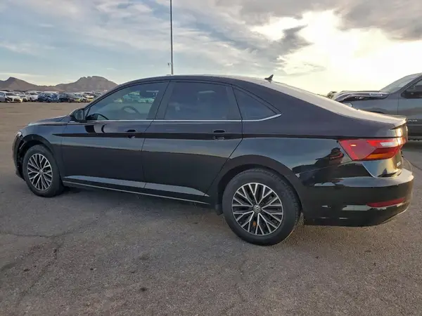 3VWC57BU5KM182959 2019 VOLKSWAGEN JETTA - Image 2