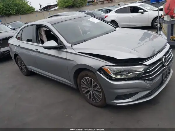 3VWC57BU5KM184260 2019 VOLKSWAGEN JETTA - Image 1