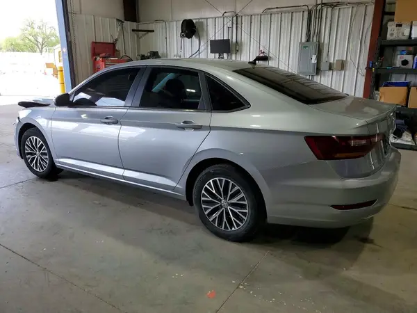 3VWC57BU5KM186297 2019 VOLKSWAGEN JETTA - Image 2