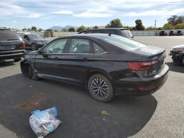 3VWC57BU5KM213286 2019 VOLKSWAGEN JETTA - Image 2