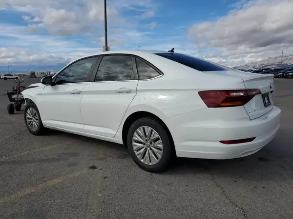 3VWC57BU5KM227088 2019 VOLKSWAGEN JETTA - Image 2