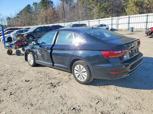 3VWC57BU5KM242626 2019 VOLKSWAGEN JETTA - Image 2