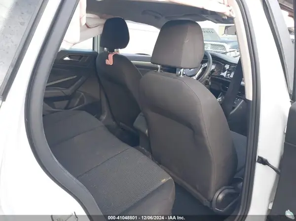 3VWC57BU5KM270135 2019 VOLKSWAGEN JETTA - Image 8