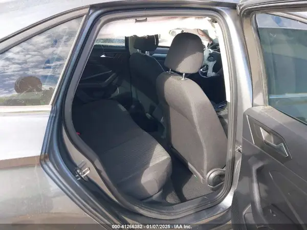 3VWC57BU5KM271687 2019 VOLKSWAGEN JETTA - Image 8