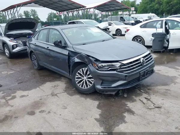3VWC57BU5LM097928 2020 VOLKSWAGEN JETTA - Image 1
