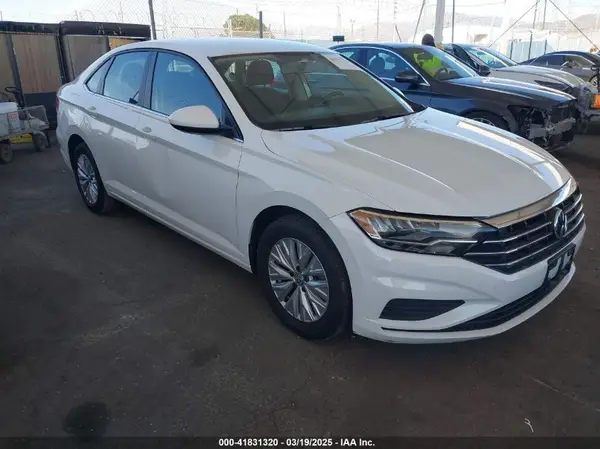3VWC57BU5LM106515 2020 VOLKSWAGEN JETTA - Image 1