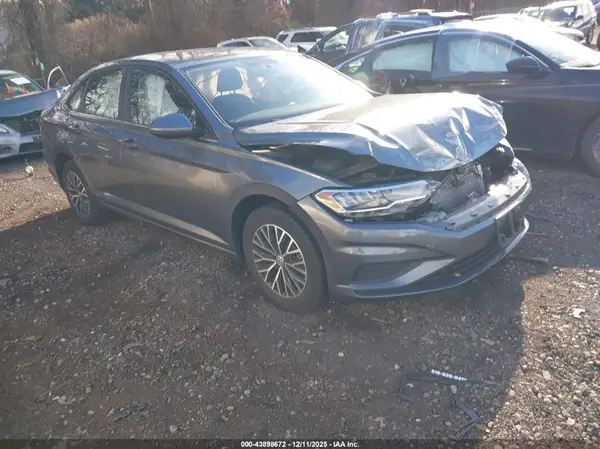 3VWC57BU5MM038766 2021 VOLKSWAGEN JETTA - Image 1
