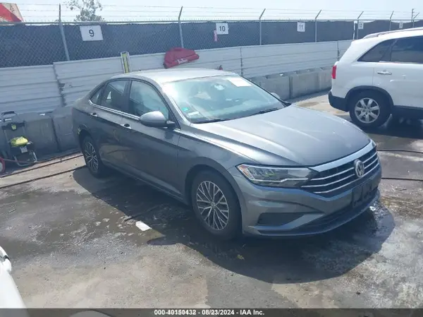 3VWC57BU5MM050724 2021 VOLKSWAGEN JETTA - Image 1