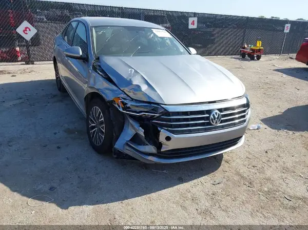 3VWC57BU5MM055552 2021 VOLKSWAGEN JETTA - Image 1