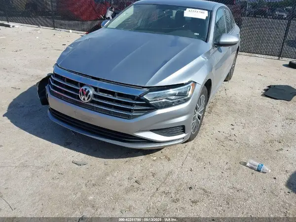 3VWC57BU5MM055552 2021 VOLKSWAGEN JETTA - Image 2