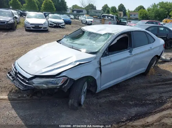 3VWC57BU6KM008267 2019 VOLKSWAGEN JETTA - Image 2