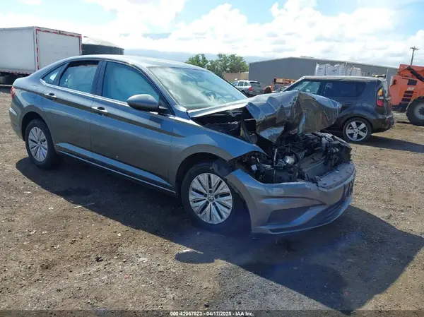 3VWC57BU6KM085981 2019 VOLKSWAGEN JETTA - Image 1
