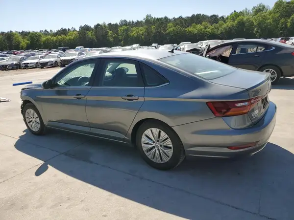 3VWC57BU6KM123581 2019 VOLKSWAGEN JETTA - Image 2