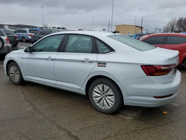3VWC57BU6KM140123 2019 VOLKSWAGEN JETTA - Image 2