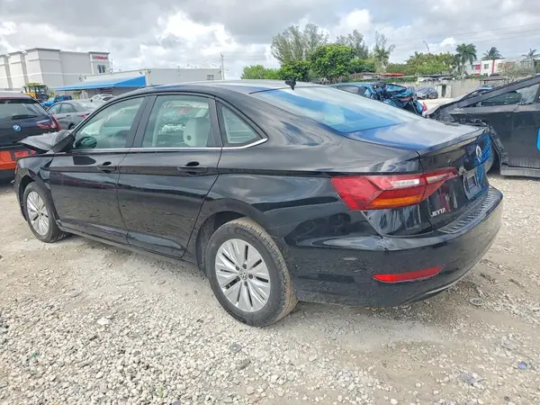 3VWC57BU6KM152949 2019 VOLKSWAGEN JETTA - Image 2