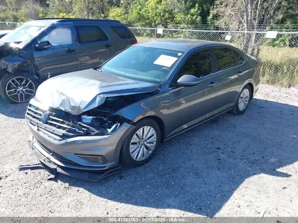 3VWC57BU6KM172201 2019 VOLKSWAGEN JETTA - Image 2