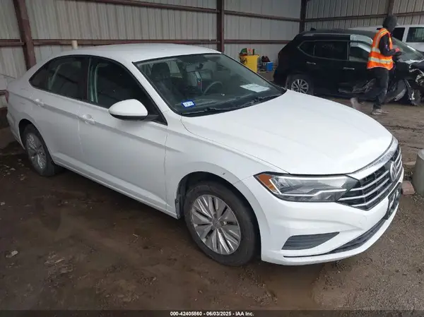 3VWC57BU6KM205598 2019 VOLKSWAGEN JETTA - Image 1