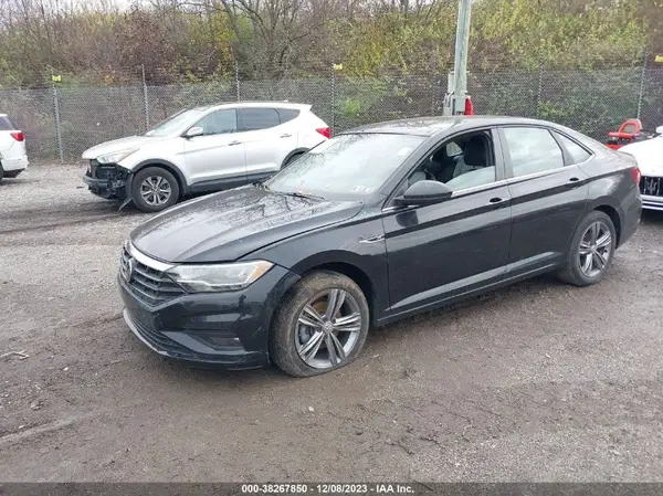 3VWC57BU6KM250900 2019 VOLKSWAGEN JETTA - Image 2