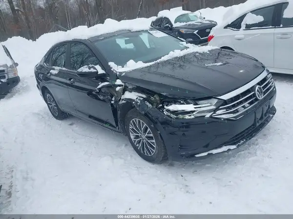 3VWC57BU6KM258320 2019 VOLKSWAGEN JETTA - Image 1
