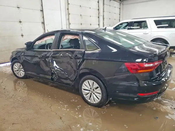 3VWC57BU6KM265770 2019 VOLKSWAGEN JETTA - Image 2