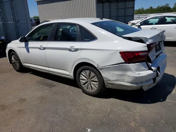 3VWC57BU6KM276008 2019 VOLKSWAGEN JETTA - Image 2