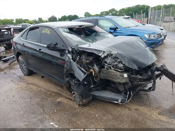 3VWC57BU6LM085223 2020 VOLKSWAGEN JETTA - Image 1