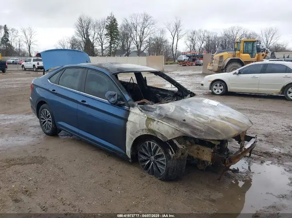3VWC57BU6MM011477 2021 VOLKSWAGEN JETTA - Image 1