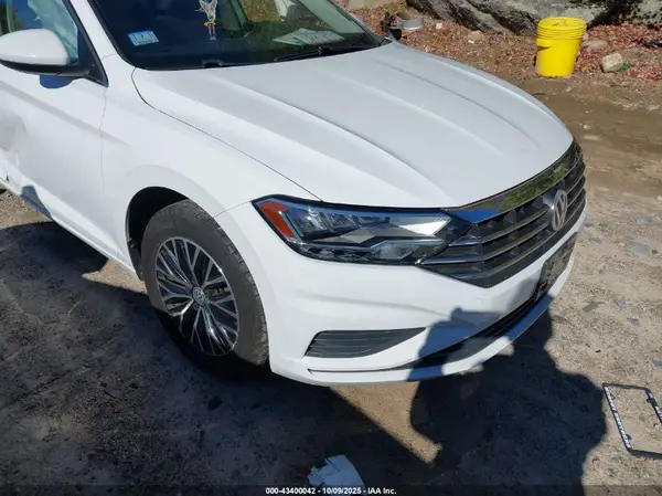 3VWC57BU7KM002008 2019 VOLKSWAGEN JETTA - Image 1