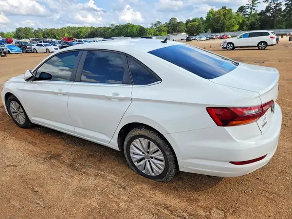 3VWC57BU7KM013431 2019 VOLKSWAGEN JETTA - Image 2