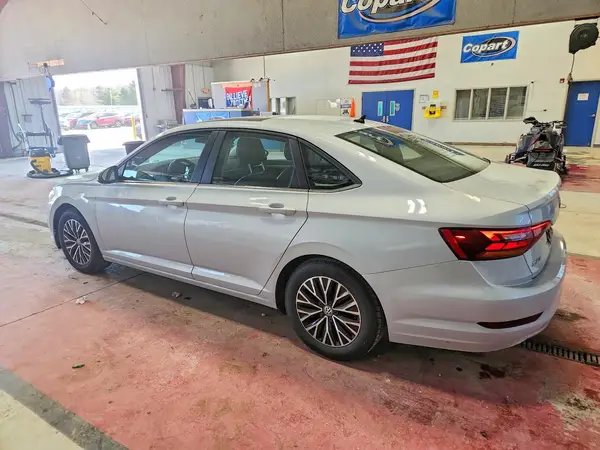 3VWC57BU7KM017172 2019 VOLKSWAGEN JETTA - Image 2