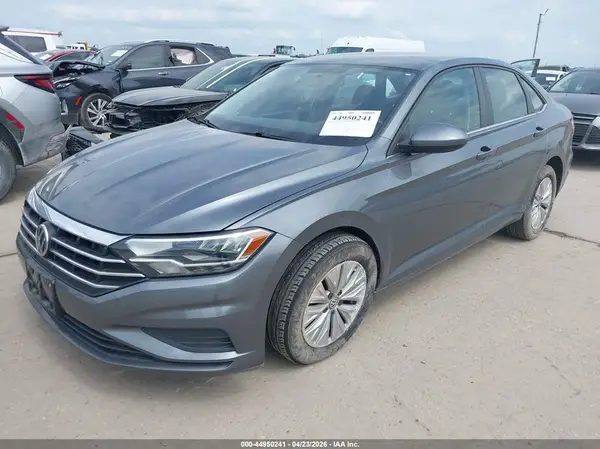 2019 VOLKSWAGEN JETTA IAAI lot 44950241 auction photo 2