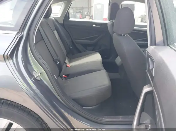 2019 VOLKSWAGEN JETTA IAAI lot 44950241 auction photo 8