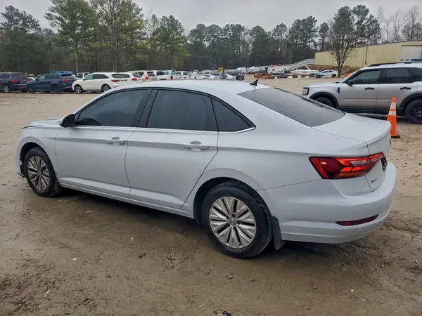3VWC57BU7KM032819 2019 VOLKSWAGEN JETTA - Image 2