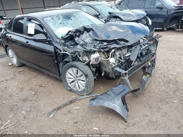 3VWC57BU7KM034439 2019 VOLKSWAGEN JETTA - Image 1