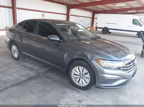 3VWC57BU7KM088842 2019 VOLKSWAGEN JETTA - Image 1