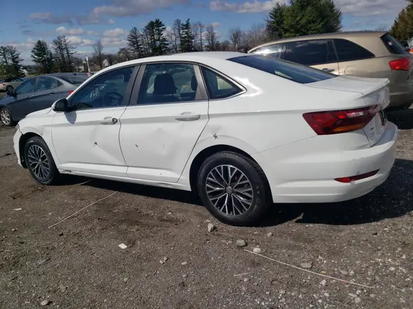 3VWC57BU7KM197012 2019 VOLKSWAGEN JETTA - Image 2