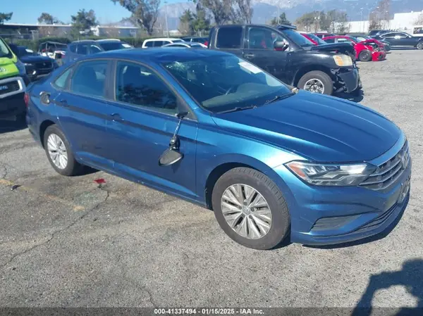 3VWC57BU7KM201947 2019 VOLKSWAGEN JETTA - Image 1